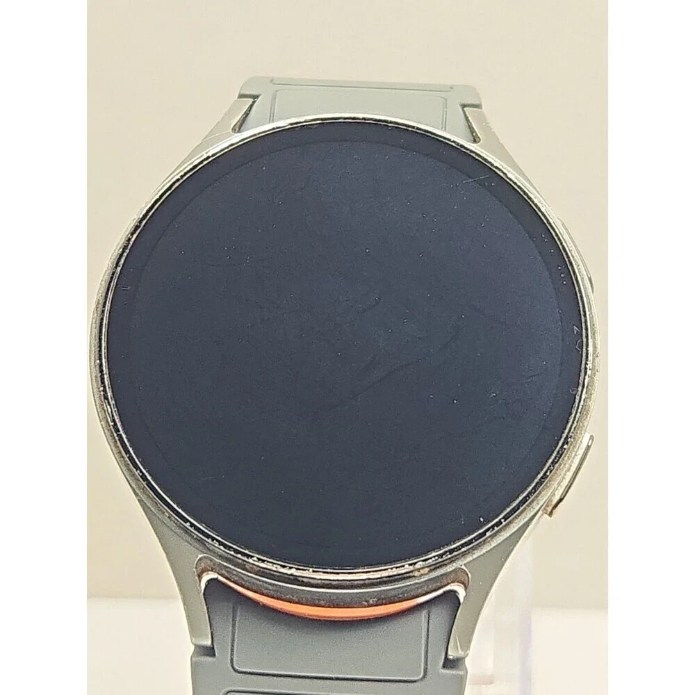 Samsung Galaxy Watch7 44mm SM-L310 Bluetooth GPS Sapphire Smartwatch 32 GB- Read